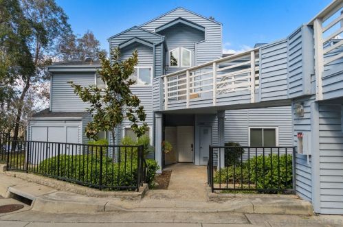 11040 Caminito Vista Pacifica, San Diego CA 92131-3301 exterior