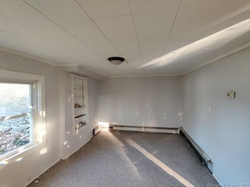 22 Spring St, Ansonia CT  06401-3328 exterior