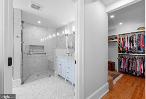 701 Hanover St, Fredericksburg VA  22401-5714 exterior