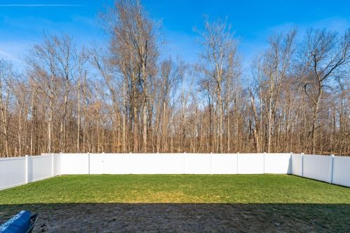 312 Isaac Tharp St, Pataskala OH 43062 exterior