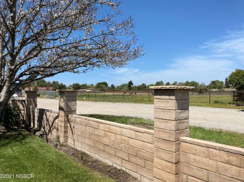 3464 Lindero St, Santa Ynez, CA 93460-9663