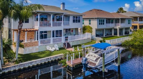 321 Manatee Ln, Tarpon Springs, FL 34689-3662