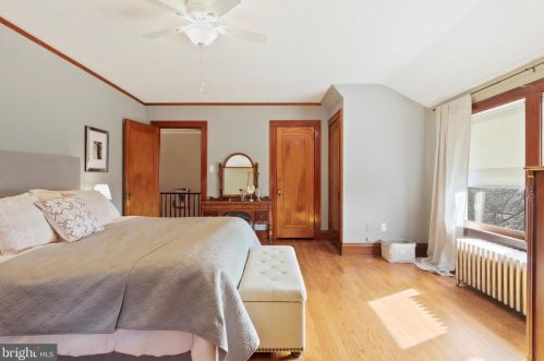 727 Baltimore Pike, Kennett Sq PA  19348-2405 exterior