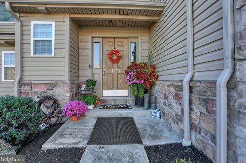 1774 Haralson Dr, Navy Sup Dpt, PA 17055-7103