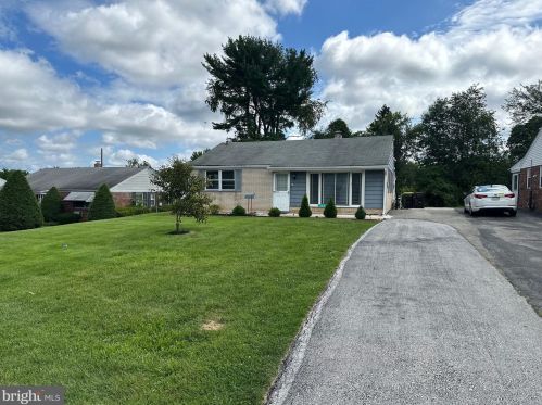132 Concord Cir, Norristown, PA 19406-3012
