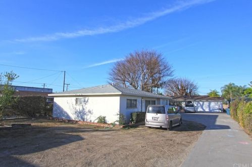 14737 Blaine Ave, Bellflower CA 90706-3609 exterior