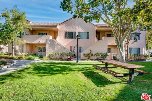 24436 Valle Del Oro, Santa Clarita, CA 91321-4280
