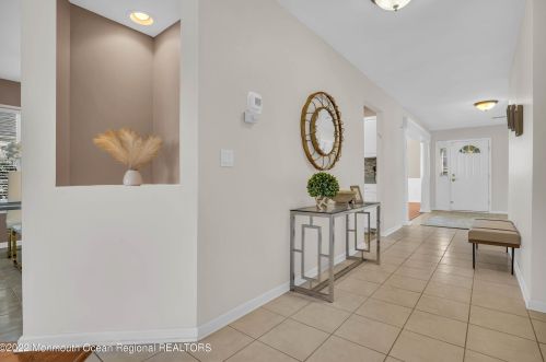 149 Skyline Dr, Lakewood NJ  08701-5737 exterior