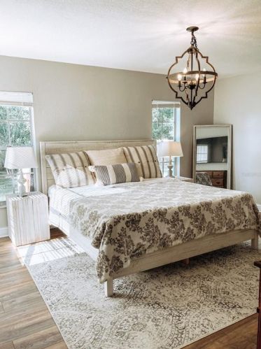 608 Sunset Ln, Lutz FL  33549-3802 exterior