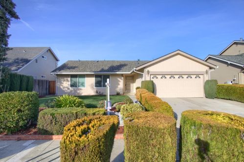6144 Glen Harbor Dr, San Jose, CA 95123-4915