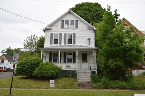 208 Main St, Cementon, NY 12414-1832