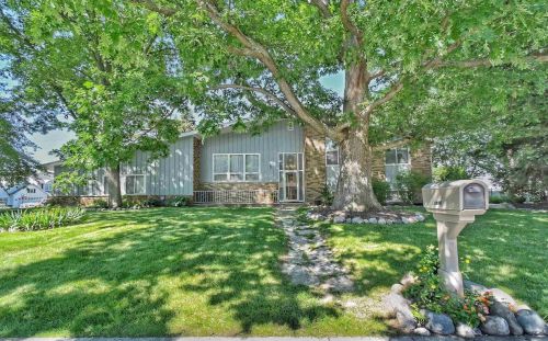 1056 Alpine Dr, Green Bay, WI 54311-5400