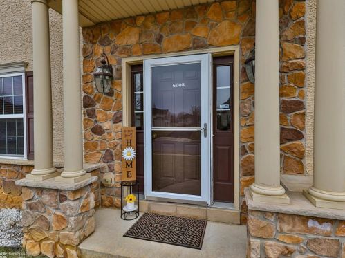 6608 Carmel Dr, Macungie PA  18062-8763 exterior