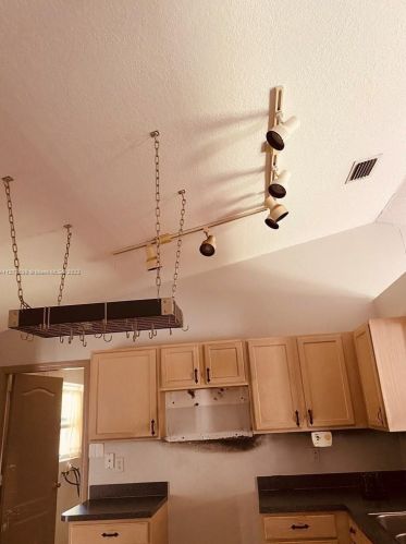 4190 46 Pl, Vero Beach FL  32967-6315 exterior