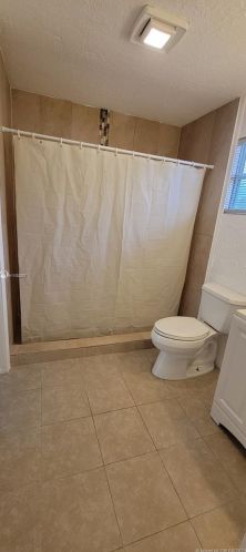 102 Alabama Rd, Lehigh Acres FL  33936-7105 exterior