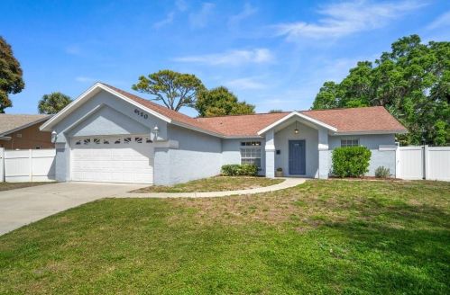 6120 30th Ct, Saint Petersburg, FL 33712-4577
