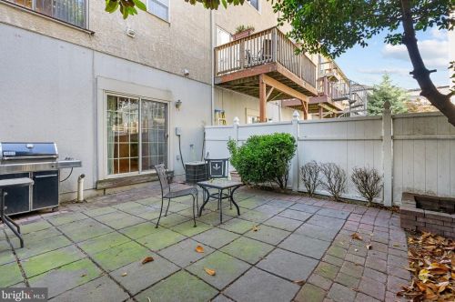 911 Hancock St, Philadelphia PA  19123-2303 exterior