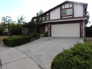4334 Oakdale Pl, West Pittsburg CA  94565-6256 exterior