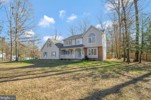 10511 Holleybrooke Dr, Spotsylvania VA  22553-1635 exterior