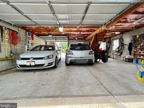 718 Columbia Ave, Lansdale PA 19446-3311 exterior