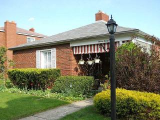 1122 Union Ave, Brackenridge, PA 15014-1211