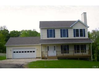 30 Hunters Ln, Ansonia, CT 06401-2022