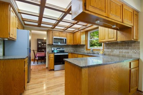 735 Cheshire Ct, Saint Paul, MN 55123-1662