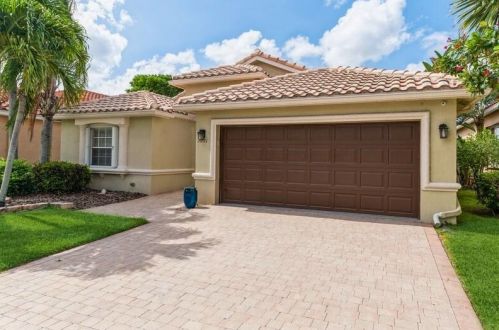 7291 Trentino Way, Boynton Beach, FL 33472-7305