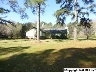 132 Oldwood Rd, Huntsville, AL 35811-9066