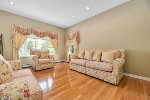1510 Rahway Rd, Scotch Plains NJ  07076-2714 exterior