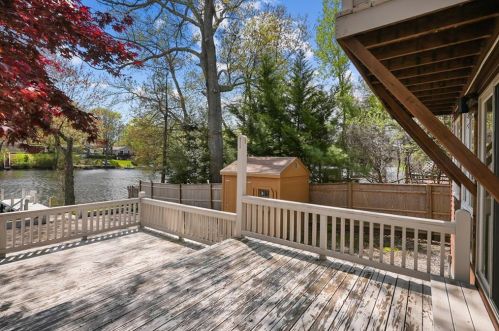 26 Pine Tree Rd, Coventry RI 02816-7001 exterior