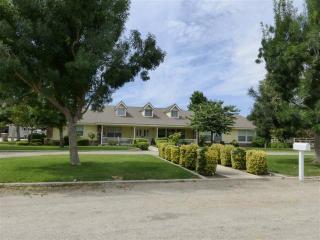 18739 Clarisse St, Bakersfield, CA 93314-9652