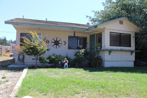 300 Foster Rd, Santa Maria, CA 93455-3117
