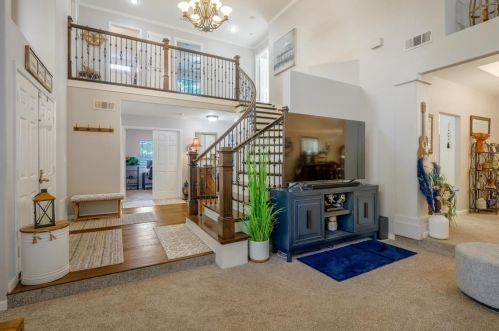 781 Bluff Dr, Los Banos CA  93635-5127 exterior