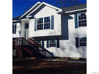 404 Plattekill Rd, Marlborough, NY 12542-5810