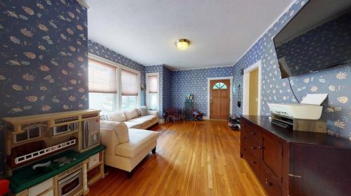 620 Main St, Woonsocket RI  02895-1155 exterior