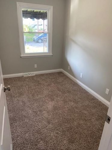 415 Dell St, Covington KY  41018-2126 exterior