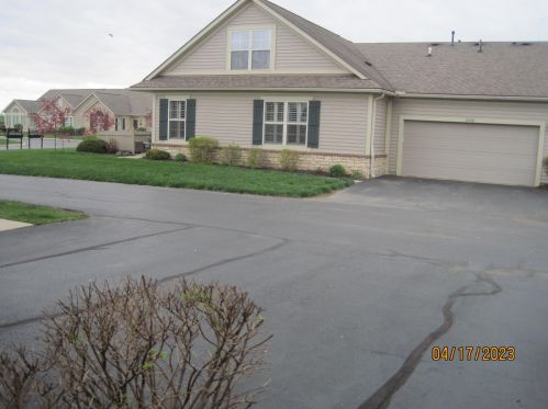 1276 Paddock Loop, Washington Ch, OH 43160-8891