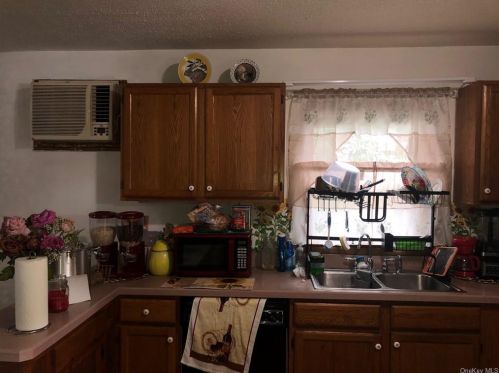 19 Phillips St, Middletown NY  10940-3303 exterior