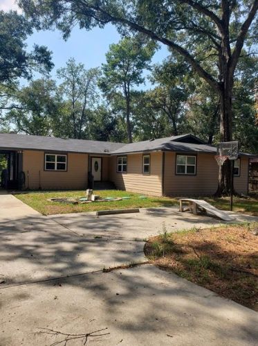 15360 Lilly Dr, Conroe TX  77384-4636 exterior