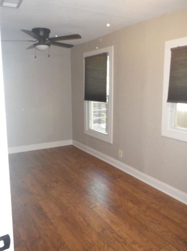 313 Blackson Ave, Austin TX 78752-2618 exterior