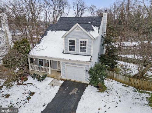 418 Deerpath Ave, Leesburg, VA 20175-2517