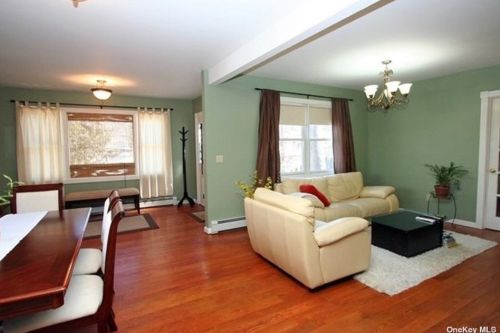 77 Waterside Ave, Northport NY  11768-3517 exterior