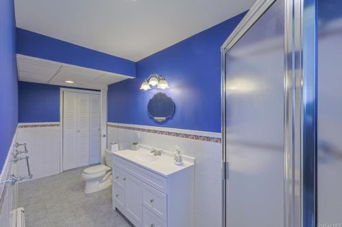 142 Loder Rd, Yorktown Hgts NY  10598-3911 exterior