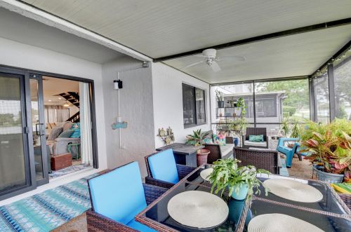 5274 Jog Ln, Delray Beach FL  33484-6621 exterior