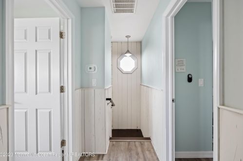 1600 Bch Blvd, Lacey NJ  08731-5031 exterior