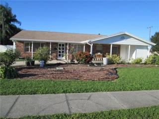 2911 Bayshore Gardens Pkwy, Bradenton, FL 34207-4444
