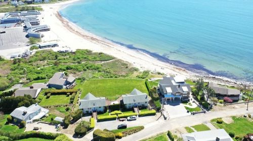 12 Gardiner St, South Kingstown, RI 02882-2914