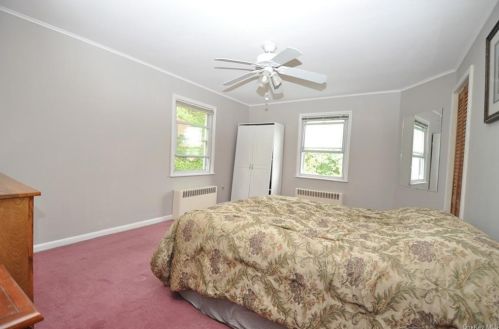 13 Oak Ave, Highland Falls NY  10928-1308 exterior