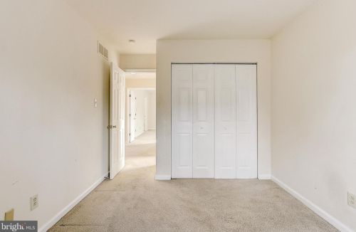 53 Vlg Dr, Collegeville PA  19473-2314 exterior